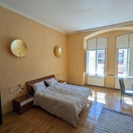 Boheme Central Apartment Тимишоара Экстерьер фото