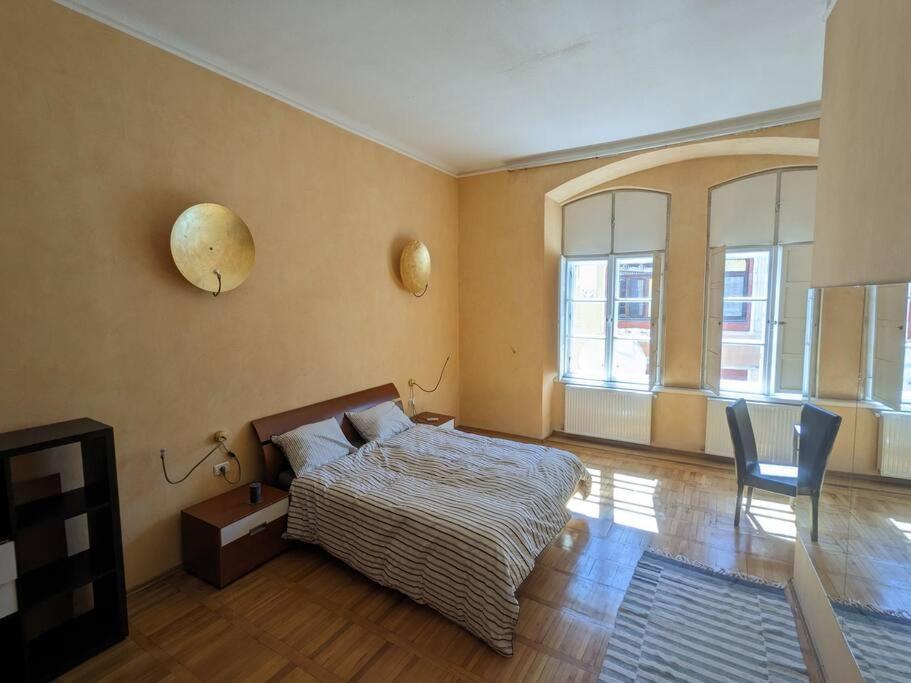 Boheme Central Apartment Тимишоара Экстерьер фото